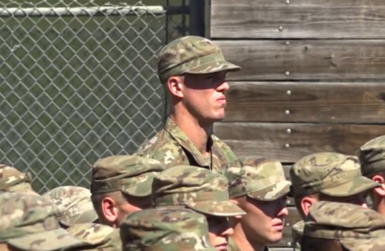 This Former Knicks Center Plumlee Ditched the NBA to Lead an Army Infantry Platoon